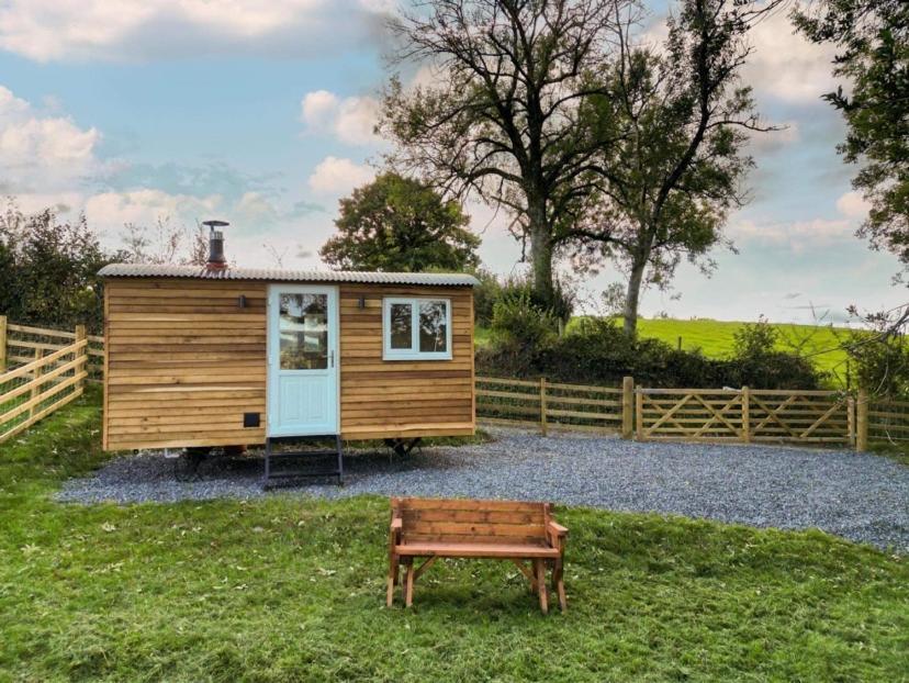 Hotel Berllan Y Bugail Shepherds Hut Llanwrda Exteriér fotografie